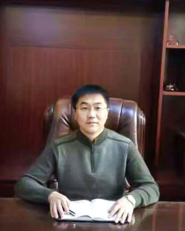 张锐